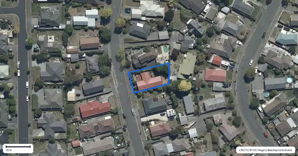 Property context map for 102 Royal Park Drive, Parklands, Christchurch