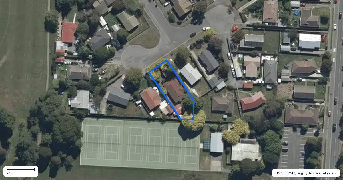 Property context map for 20 Saunders Place, Redwood, Christchurch