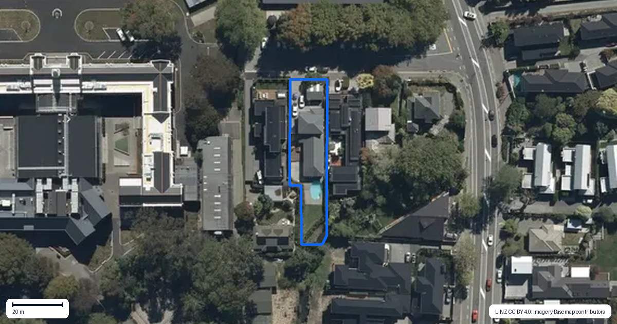Property context map for 7 Te Kura Street, Fendalton, Christchurch