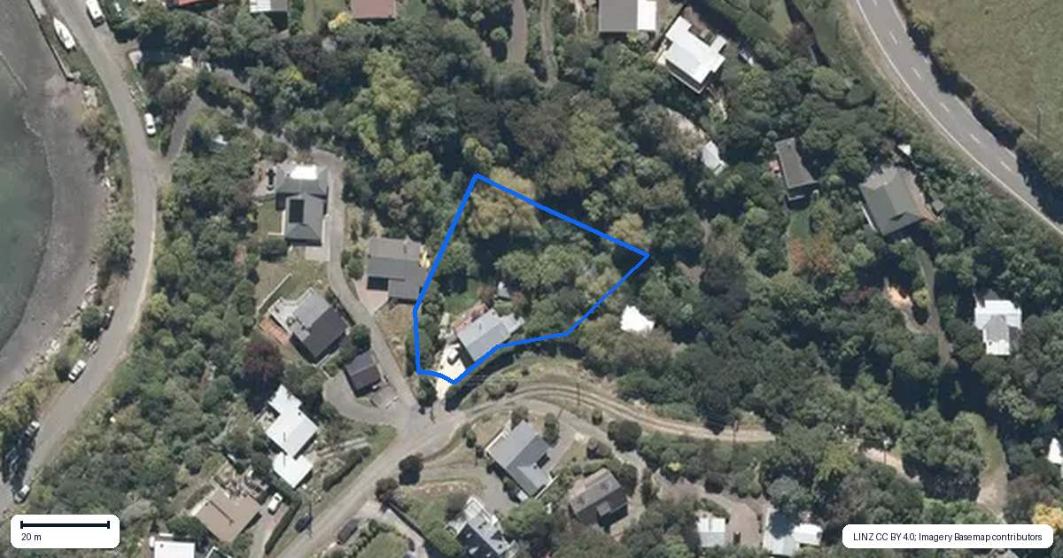 Property context map for 22 Bayview Crescent, Duvauchelle
