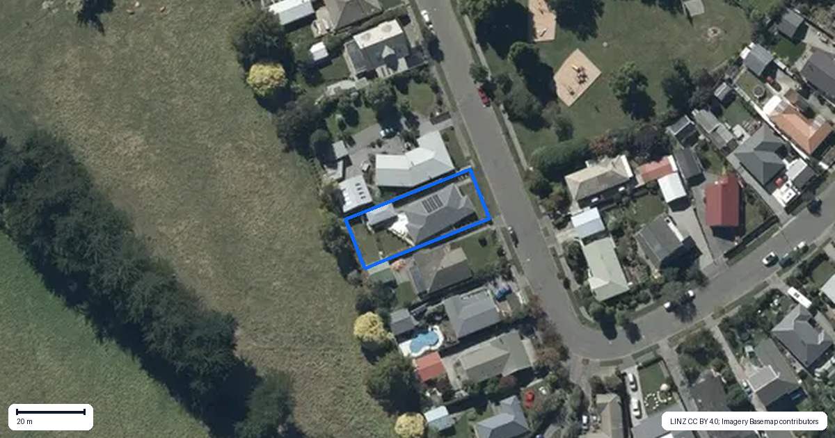 Property context map for 30 Waipara Street, Cracroft, Christchurch