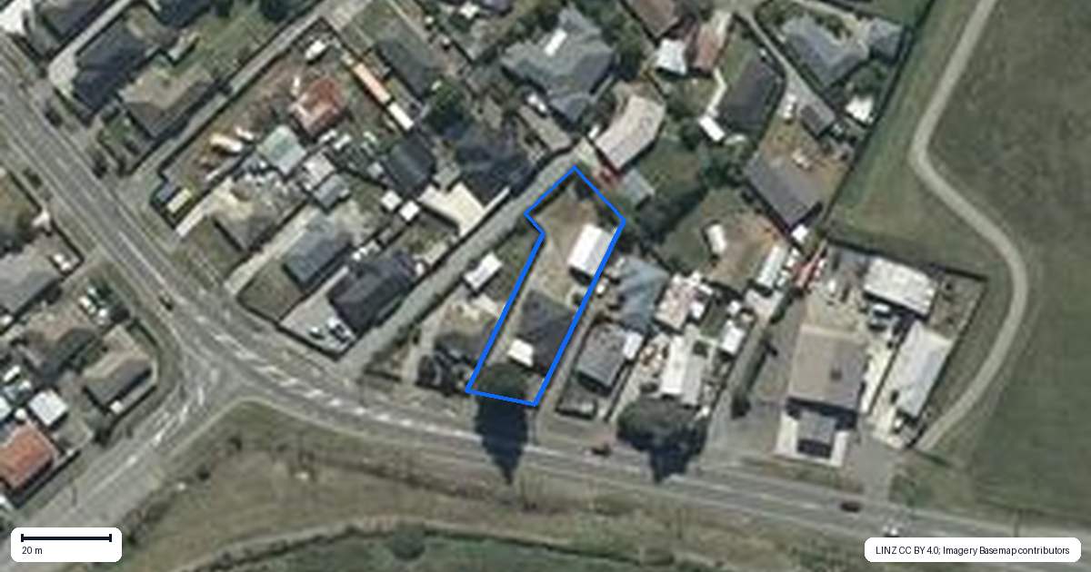 Property context map for 415 Breezes Road, Aranui, Christchurch