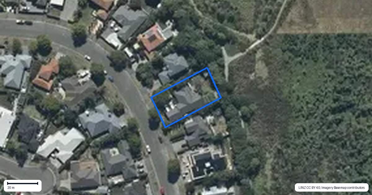 Property context map for 73 Travis Country Drive, Burwood, Christchurch