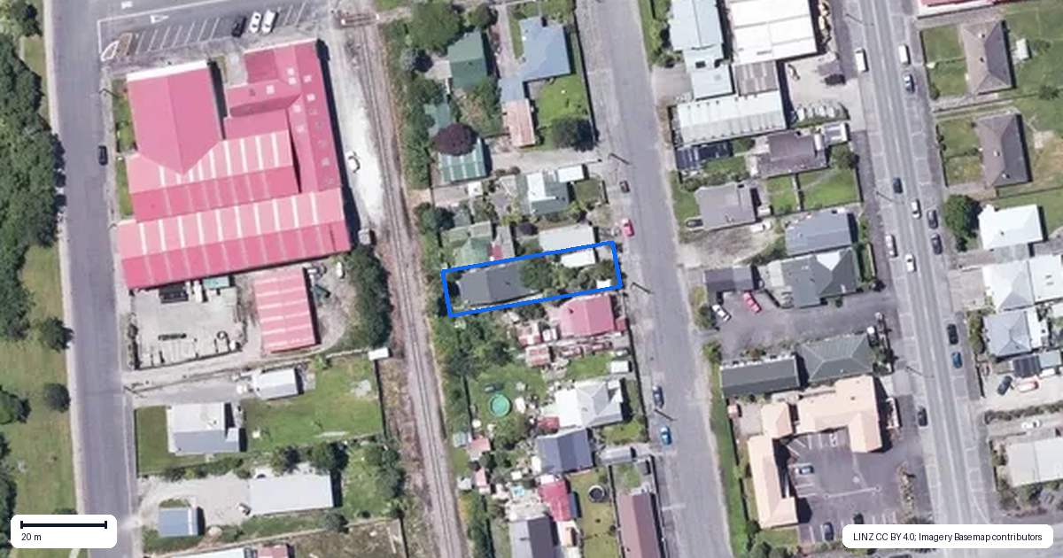 Property context map for 28 Adderley Street, Westport