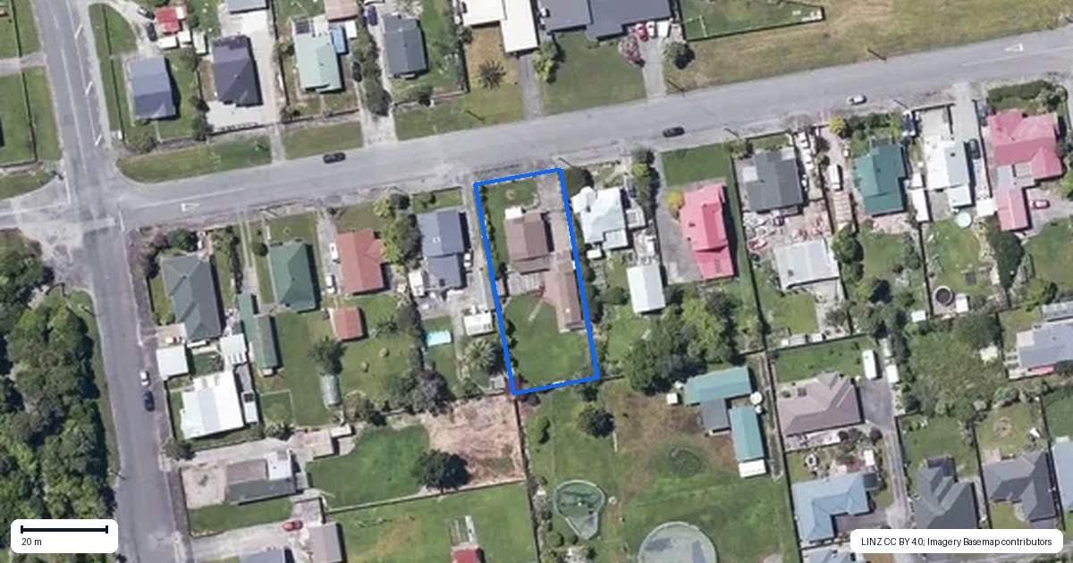 Property context map for 22 Roebuck Street, Westport