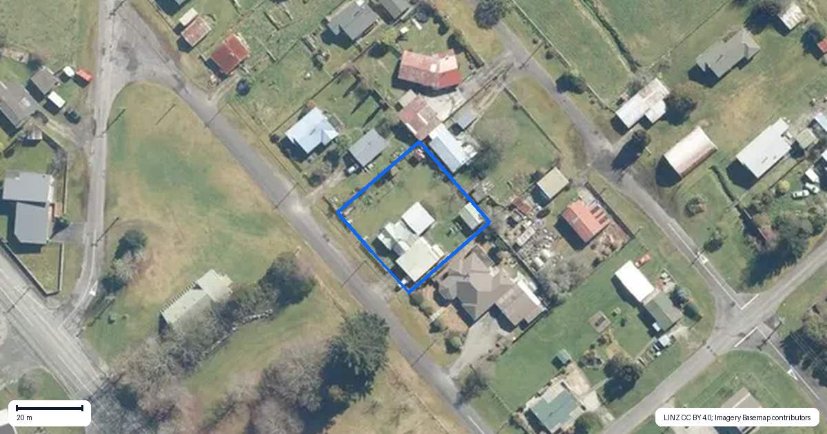 Property context map for 13 Main Street, Reefton
