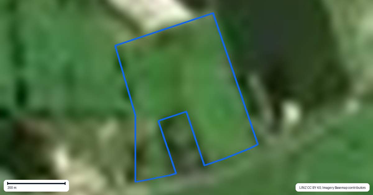 Property context map for 18 Beatons Road, Westport
