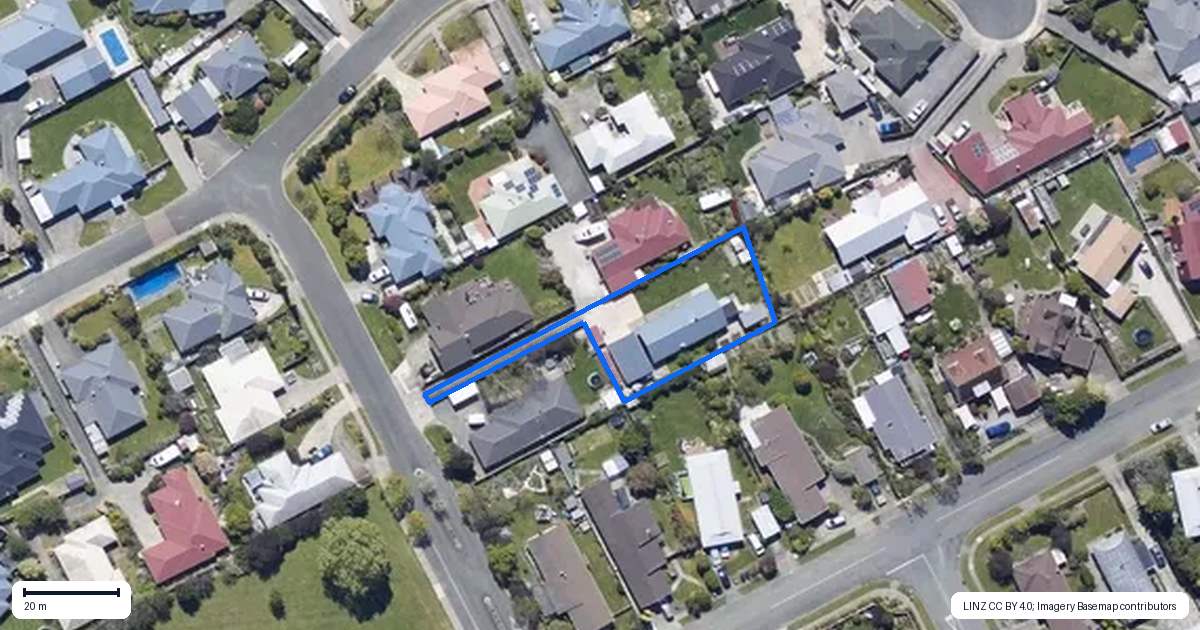 Property context map for 6 Whiting Drive, Wakefield