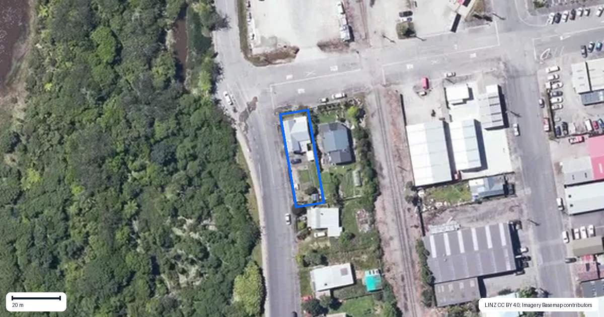 Property context map for 2 Rintoul Street, Westport