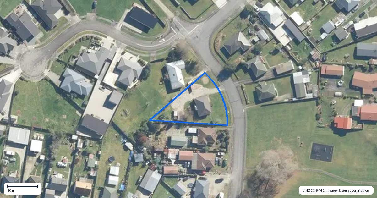 Property context map for 12 Plaskett Street, Reefton