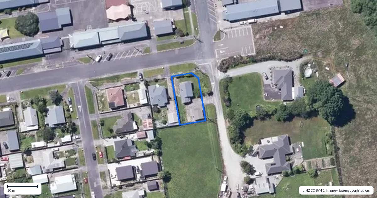 Property context map for 44 Disraeli Street, Westport