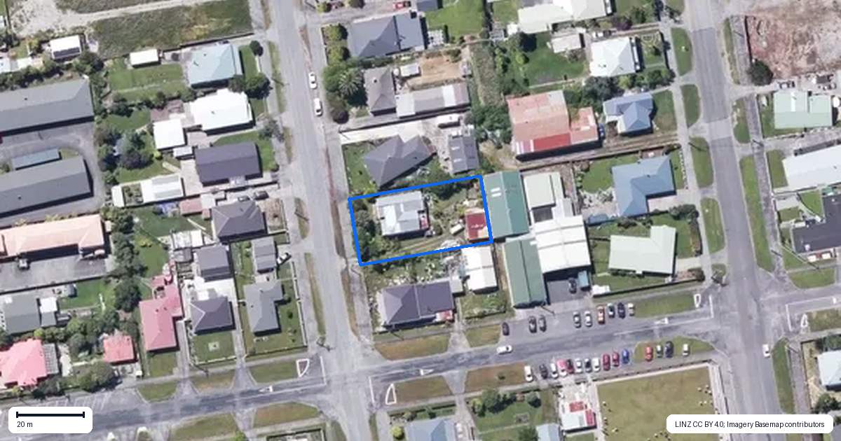 Property context map for 129 Russell Street, Westport