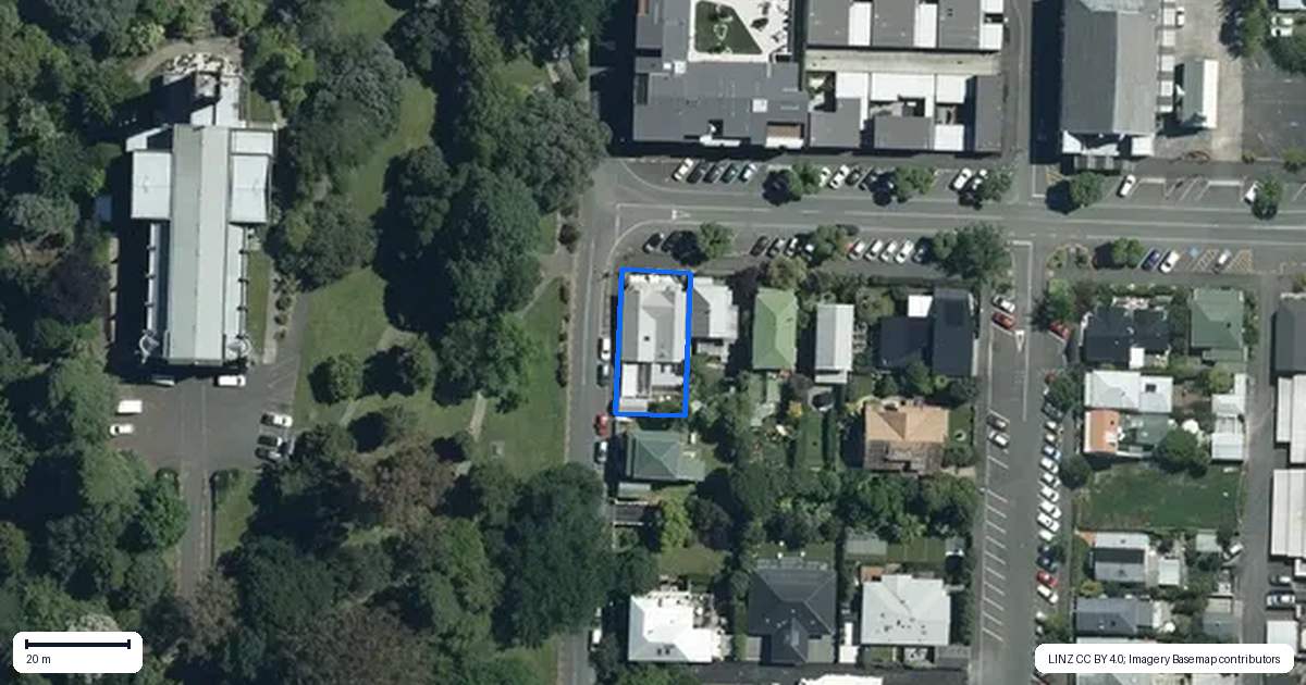 Property context map for 28 Nile Street, Nelson