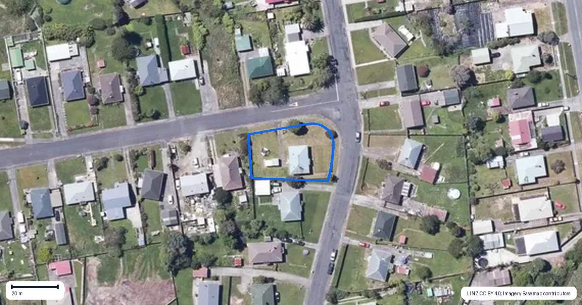 Property context map for 14 Colvin Street, Westport