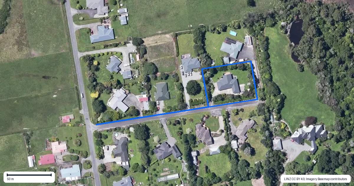 Property context map for 27 Kew Road, Westport