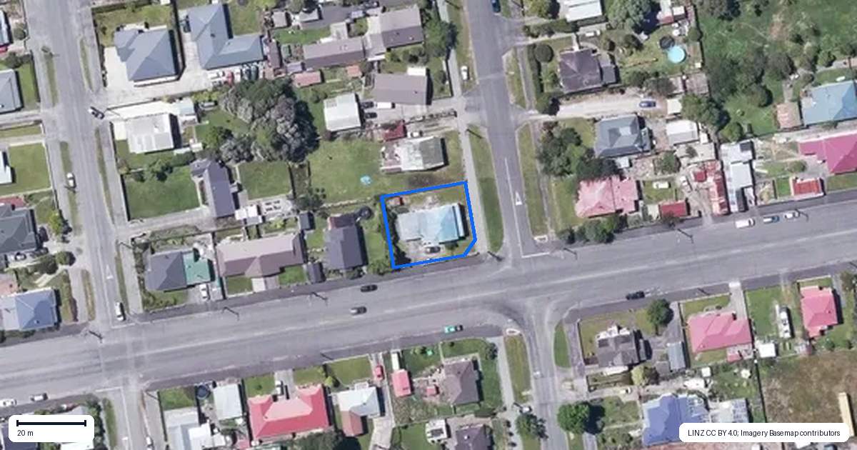 Property context map for 120 Queen Street, Westport
