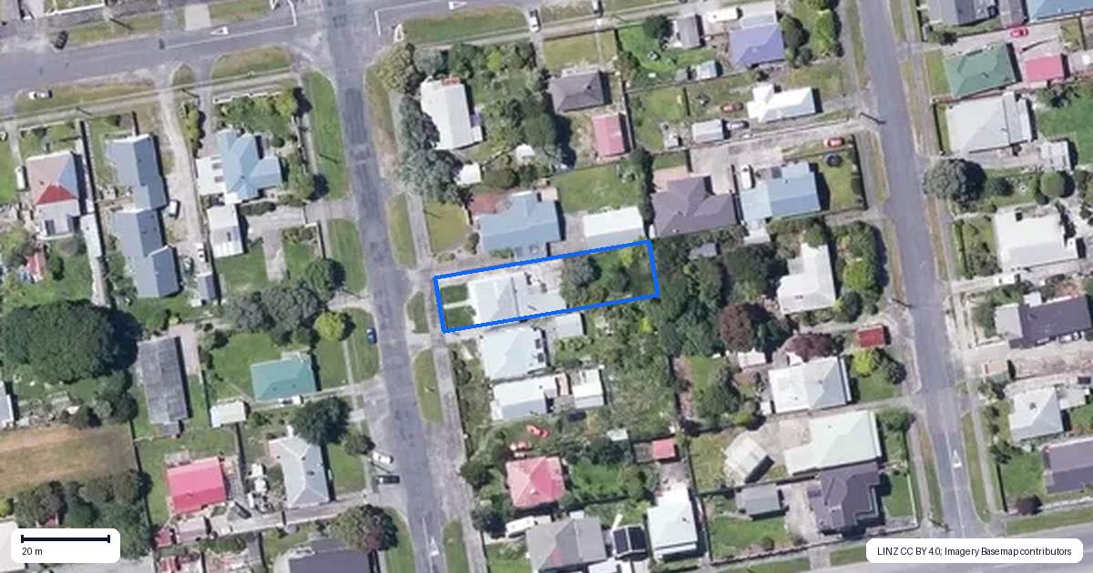Property context map for 25 Queen Street, Westport