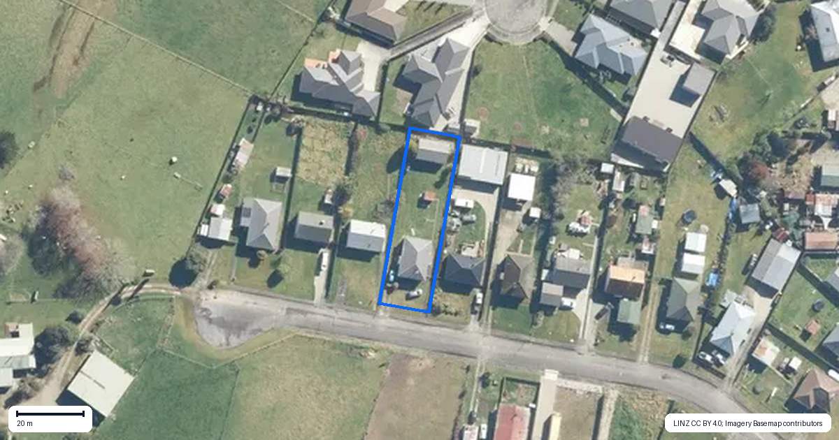Property context map for 16 Conlon Street, Reefton