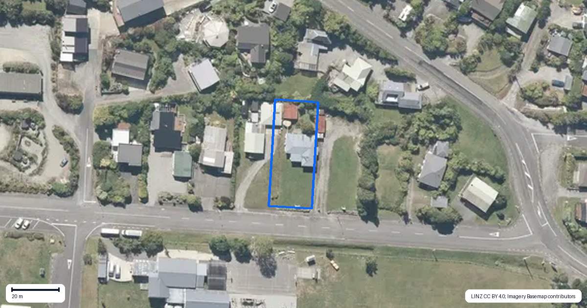 Property context map for 14 Ahau Street, Moana