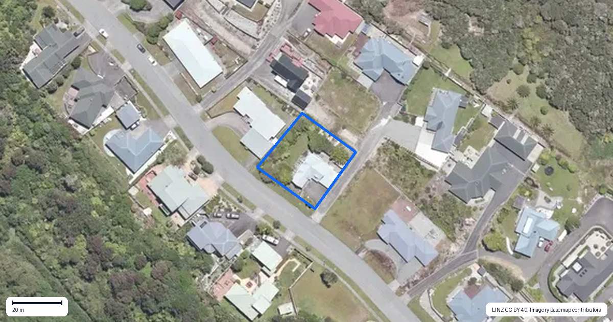 Property context map for 16 Alpine View, Hokitika