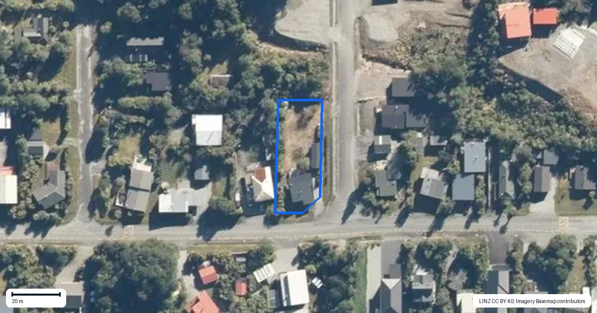 Property context map for 16 Stuart Street, Lake Kaniere, Hokitika