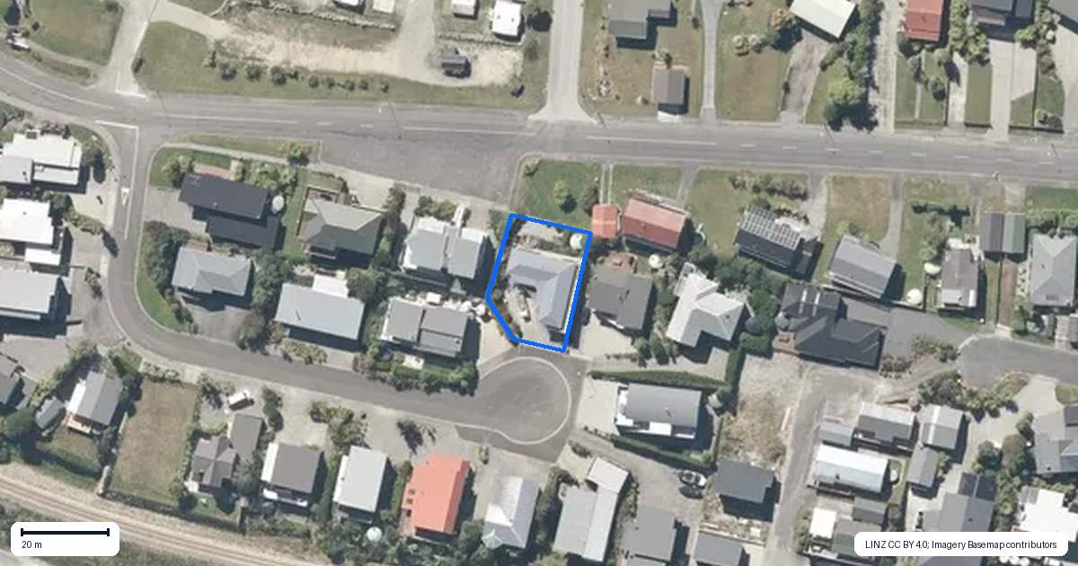 Property context map for 9 Ranui Place, Moana