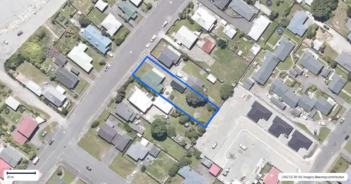 Property context map for 176 Revell Street, Hokitika
