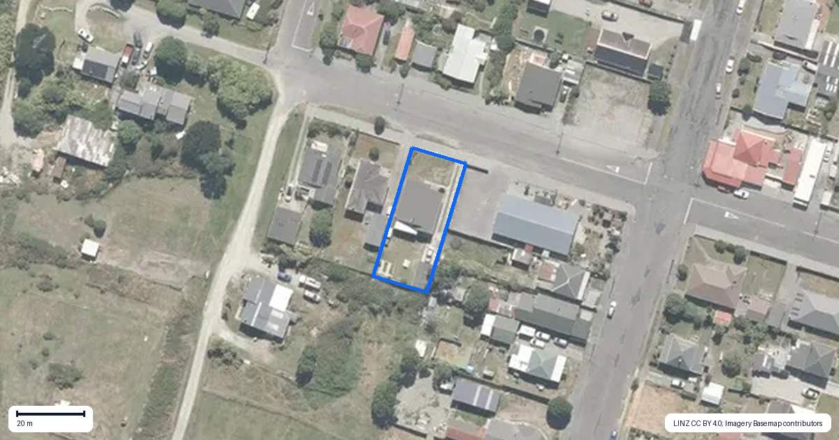 Property context map for 8 Robinson Street, Blaketown, Greymouth