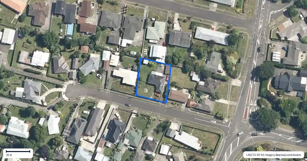 Property context map for 4 Coronation Street, Feilding