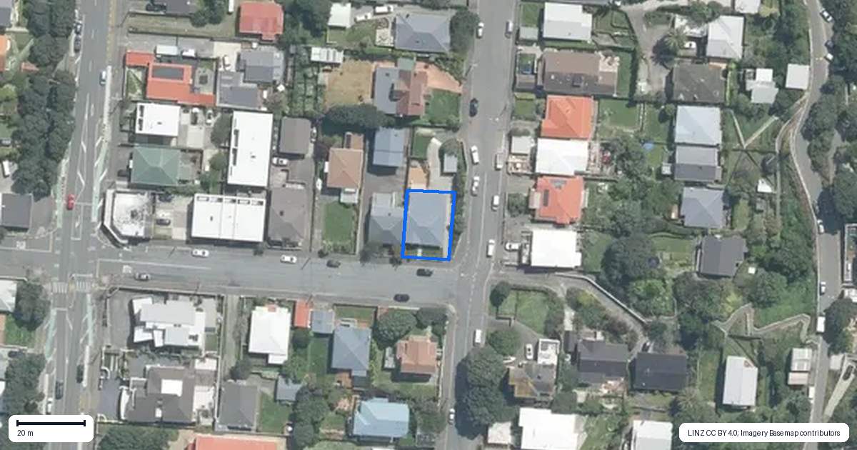 Property context map for 16 Tamar Street, Island Bay, Wellington