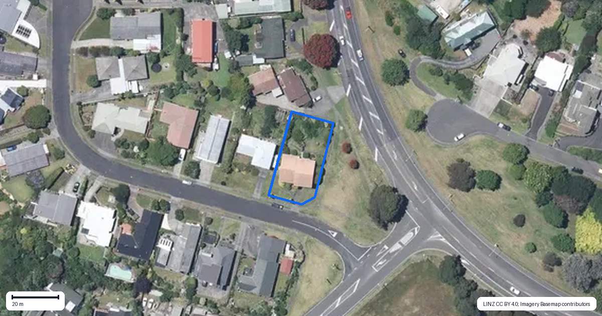 Property context map for 2 Tasman Views, Otamatea, Whanganui