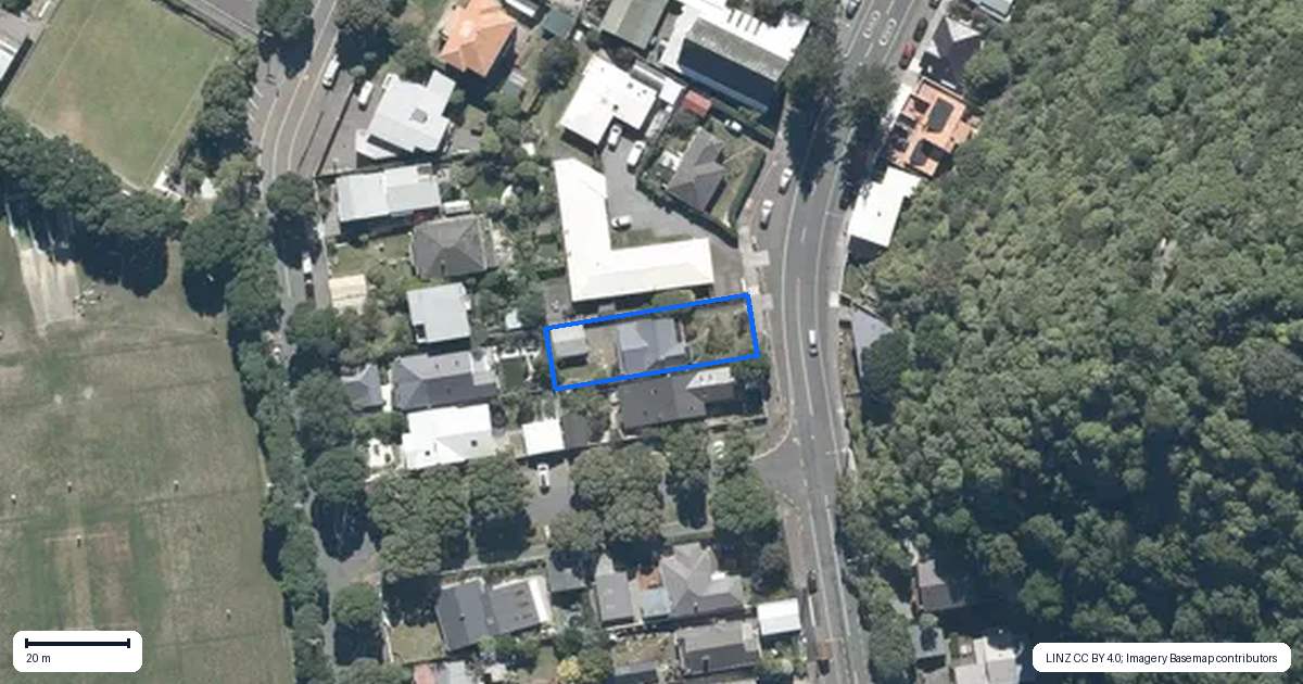 Property context map for 240 Muritai Road, Eastbourne, Lower Hutt