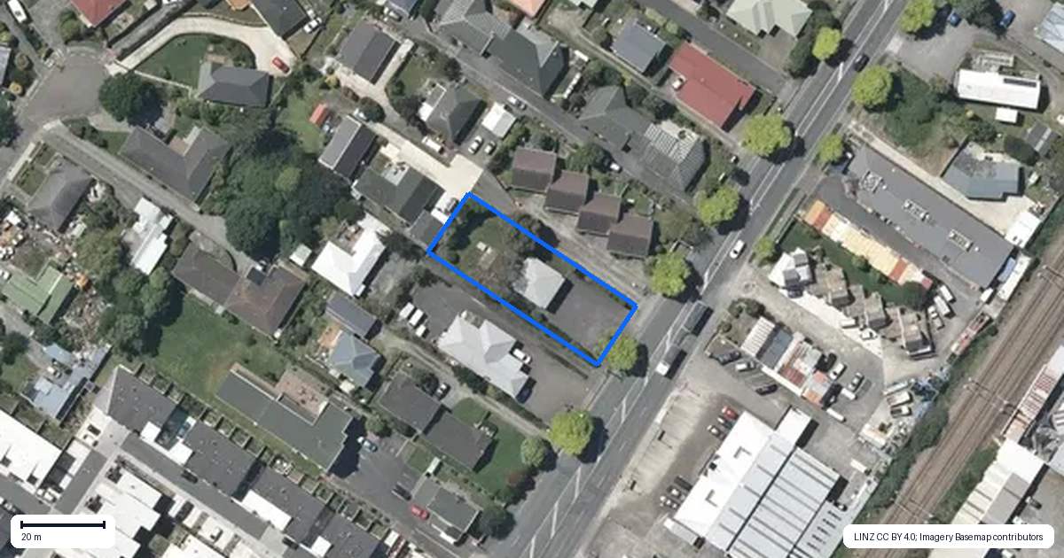 Property context map for 43 Amohia Street, Paraparaumu
