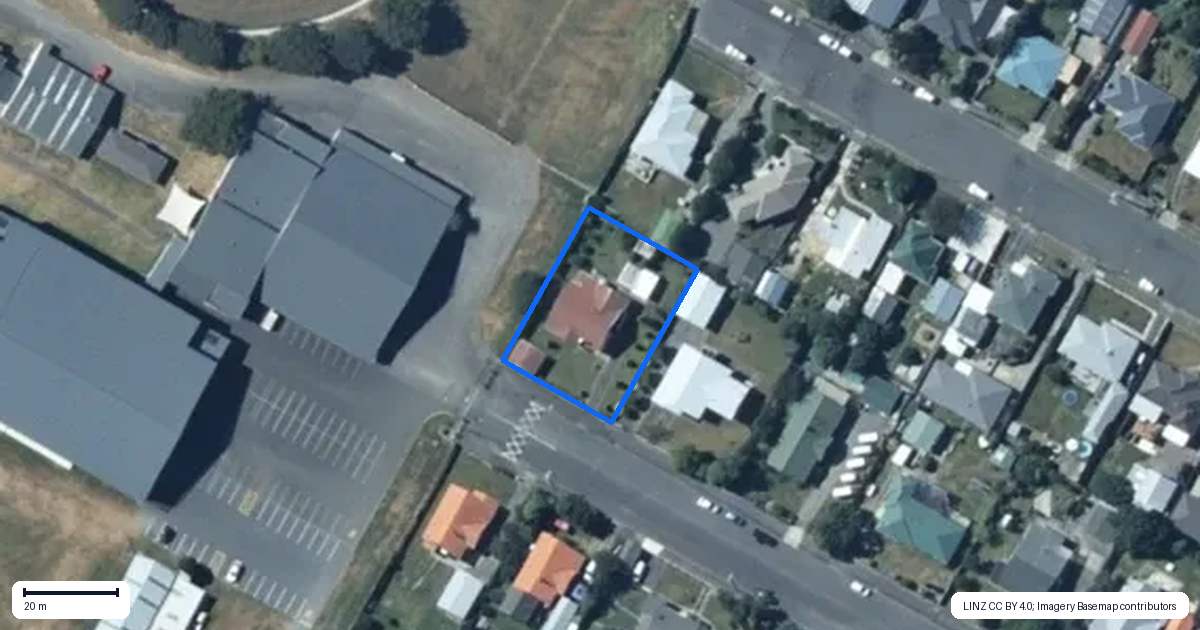 Property context map for 30 Victoria Street, Levin