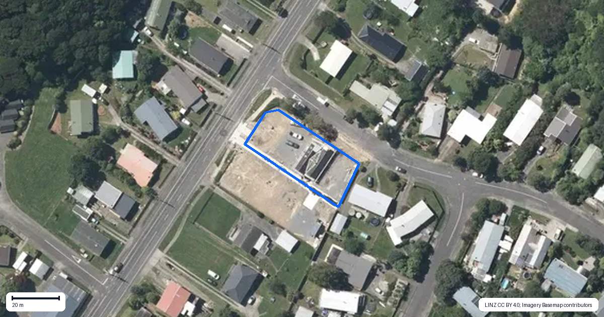 Property context map for 2D Mamaku Street, Paraparaumu