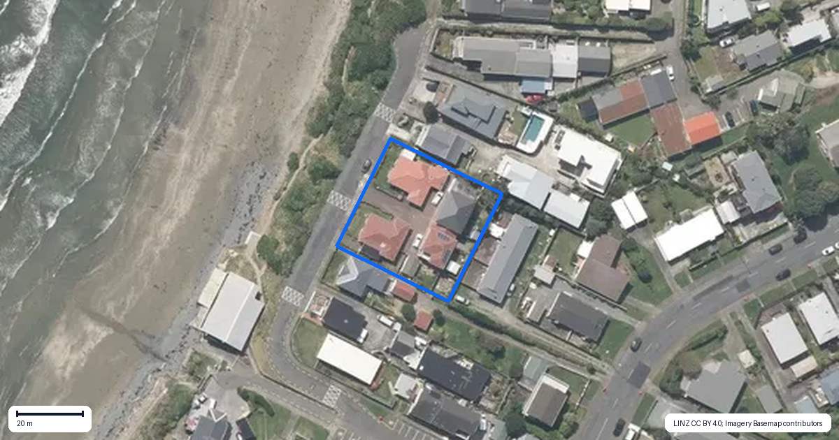 Property context map for 8A Beach Road, Titahi Bay, Porirua