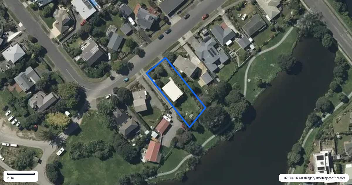 Property context map for 200 Tutere Street, Waikanae Beach, Waikanae