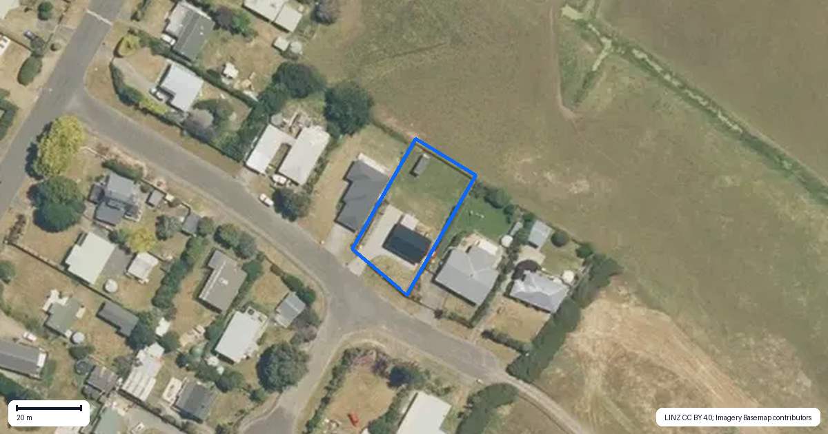 Property context map for 7 Sand Dune Grove, Waikawa Beach, Manakau