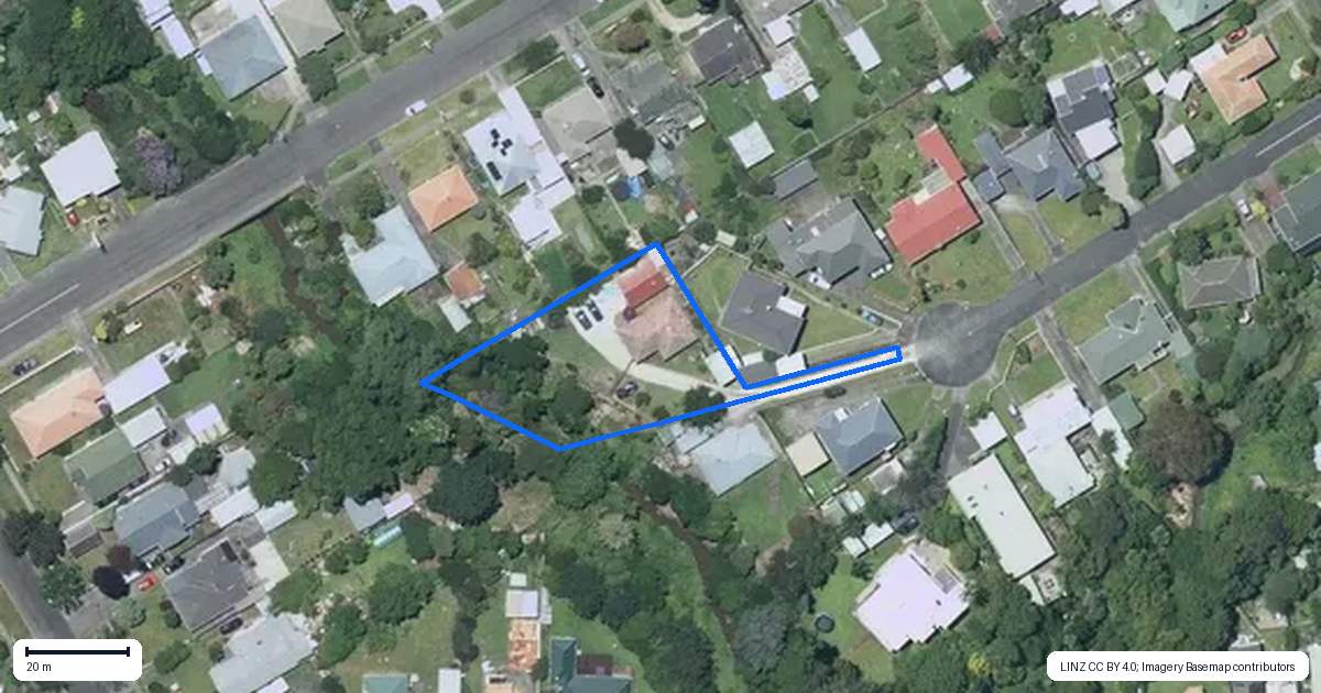 Property context map for 10 Glandwr Crescent, Whanganui East, Whanganui