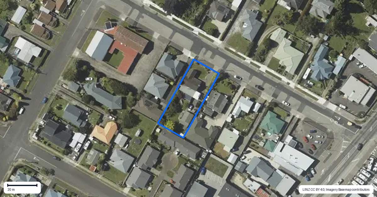 Property context map for 11 York Street, Levin
