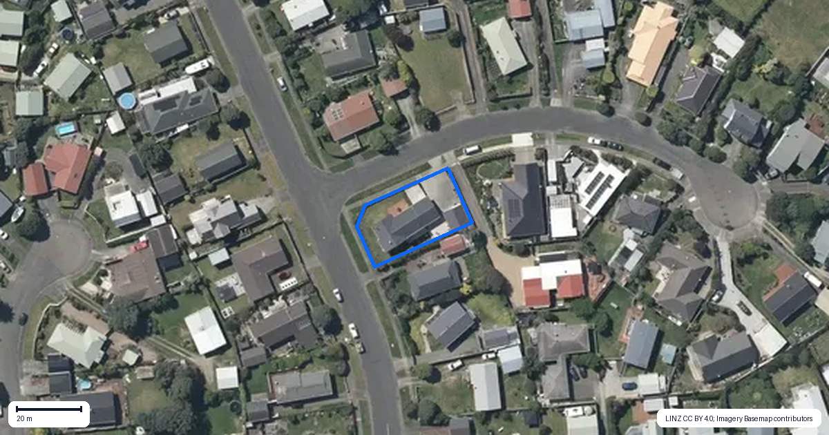 Property context map for 21 Reeves Street, Waikanae Beach, Waikanae