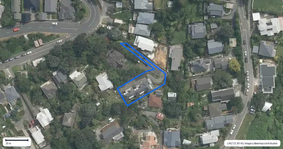 Property context map for 8A Awa Road, Miramar, Wellington