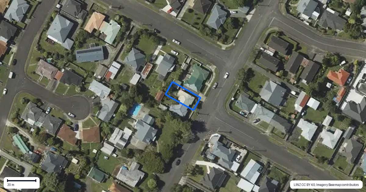 Property context map for 53 Queenwood Road, Levin