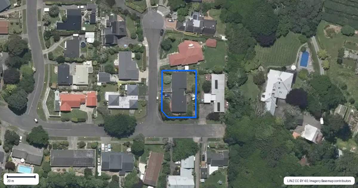 Property context map for 2A Patterson Grove, Waikanae