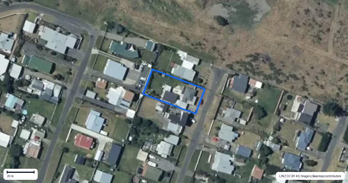 Property context map for 8 Huia Street, Foxton Beach, Foxton