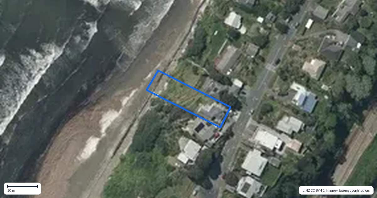 Property context map for 86 Ames Street, Paekakariki