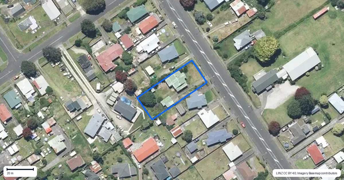 Property context map for 77 Cornfoot Street, Castlecliff, Whanganui