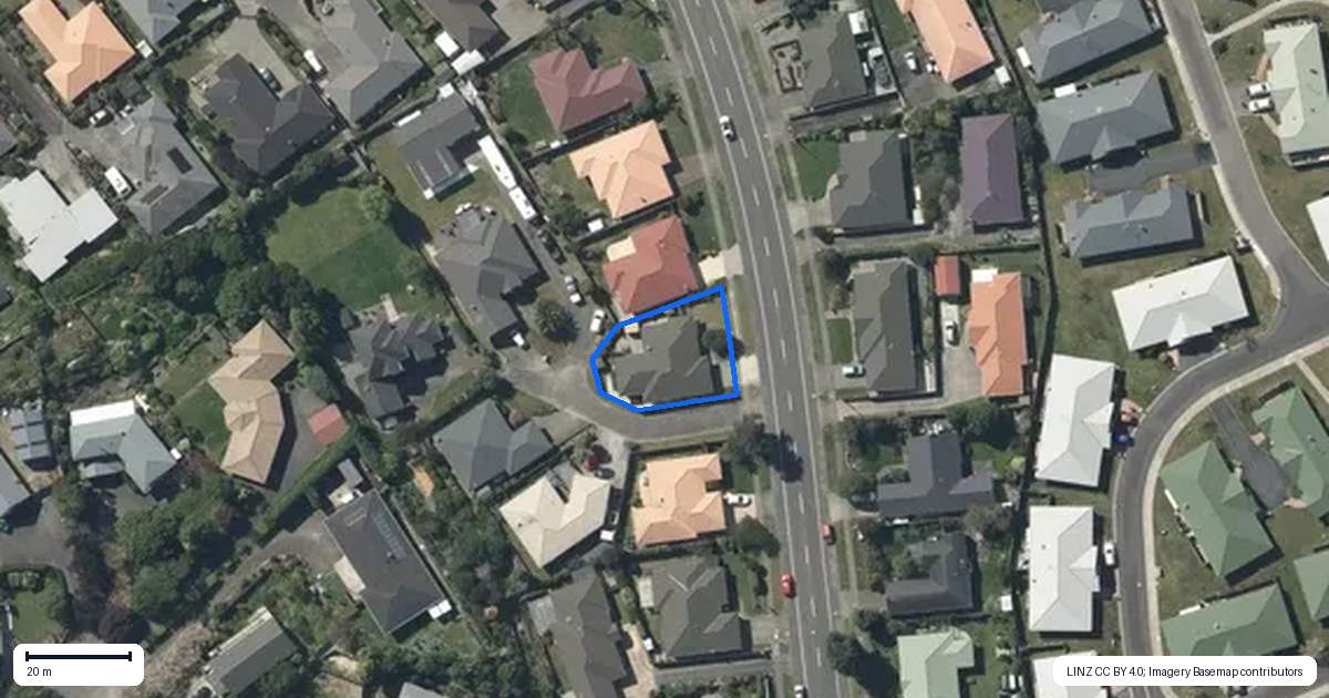 Property context map for 84 Guildford Drive, Paraparaumu