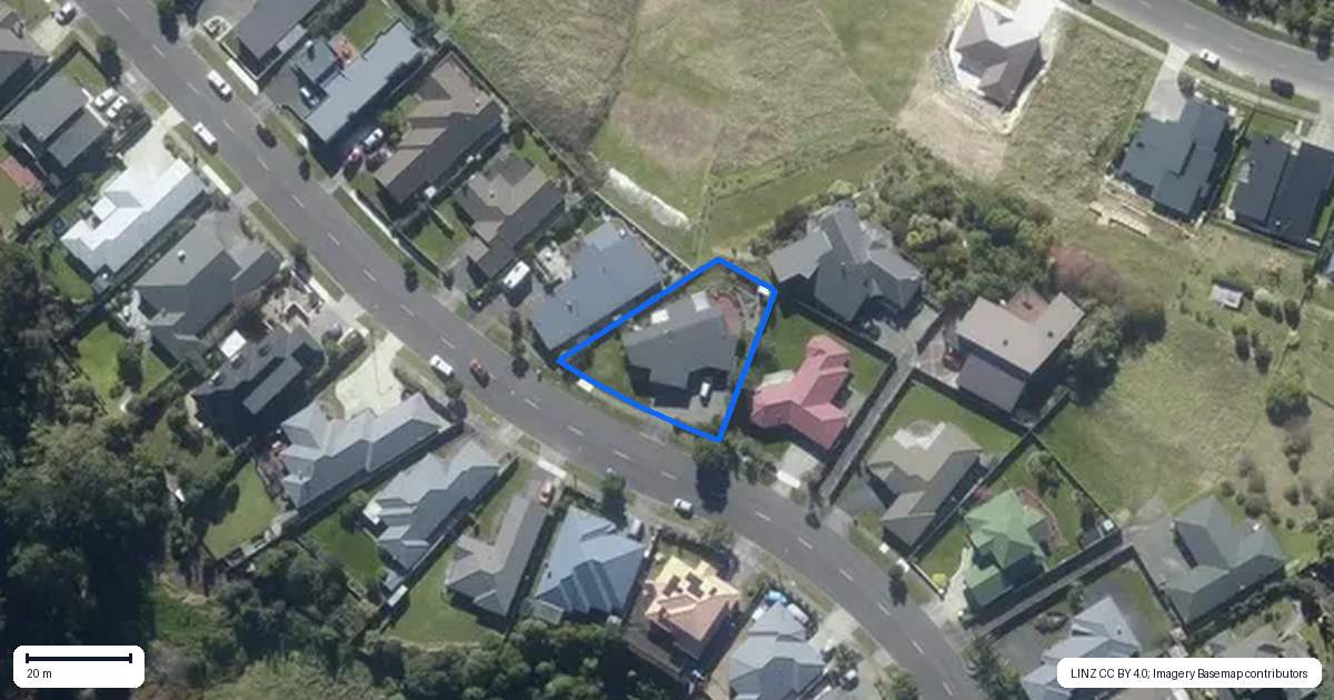 Property context map for 111 Ruapehu Drive, Fitzherbert, Palmerston North