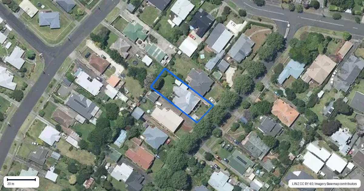 Property context map for 4 Godwin Crescent, College Estate, Whanganui